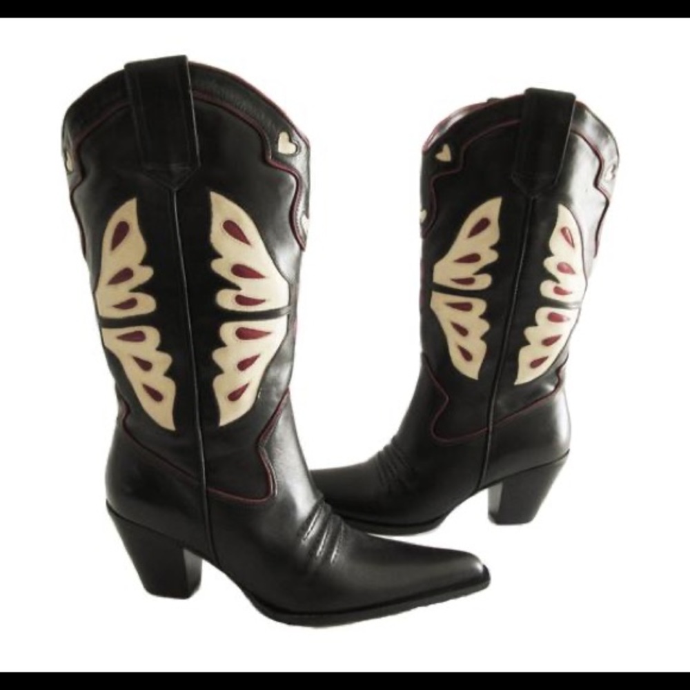 COPY - ISO black and red Nine West butterfly cowb…